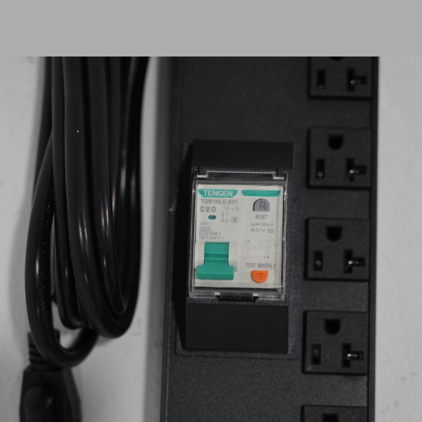 JDPUMP High Quality Power Strip US Cabinet Socket Outlet Power Distribution with Switch & Overload Protection 125V
